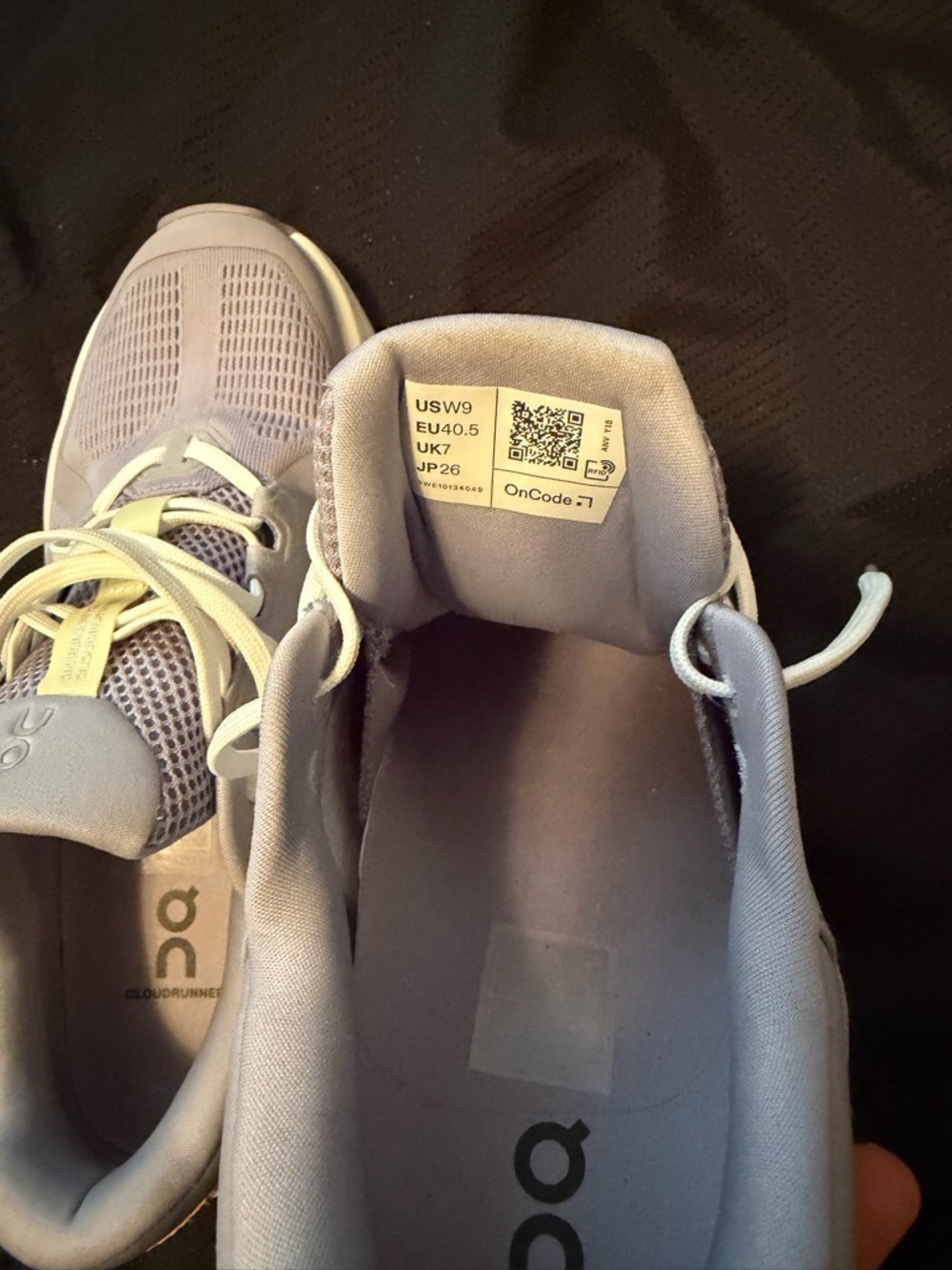 On Cloud 2 Running Women's Cloud Sneakers in Lavender with Cream Accents - Picture 13 of 15